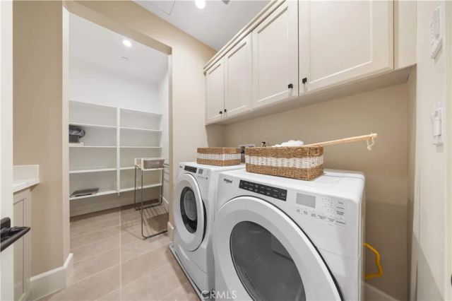 163 Summerland, Irvine, CA 92602