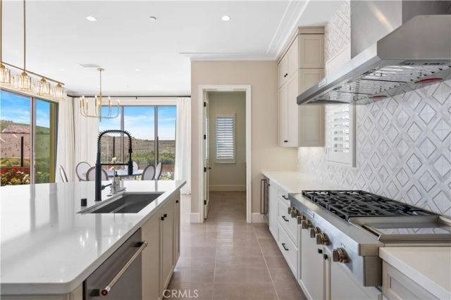 163 Summerland, Irvine, CA 92602