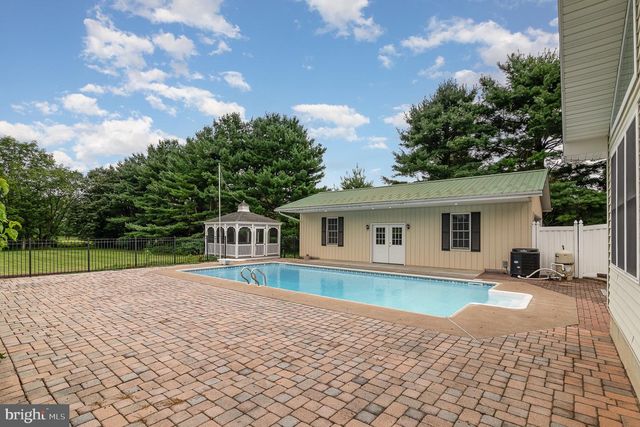 161 BRINDLE RD, Mechanicsburg, PA 17055