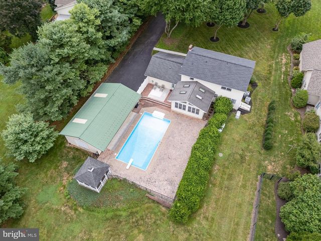 161 BRINDLE RD, Mechanicsburg, PA 17055
