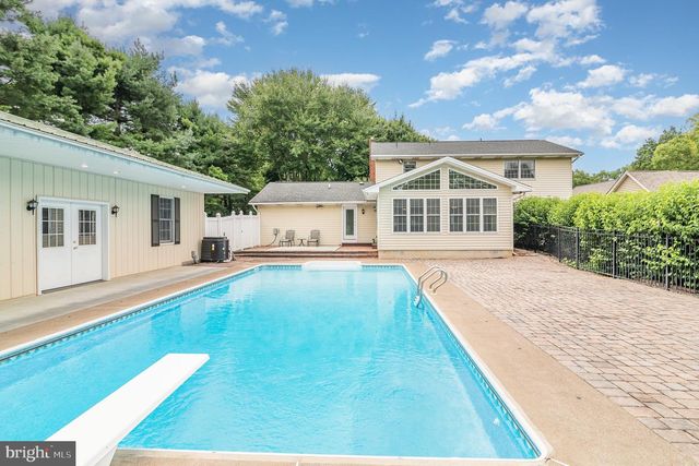 161 BRINDLE RD, Mechanicsburg, PA 17055