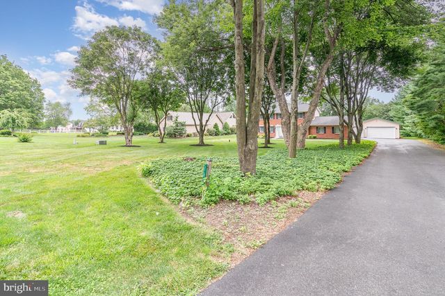 161 BRINDLE RD, Mechanicsburg, PA 17055