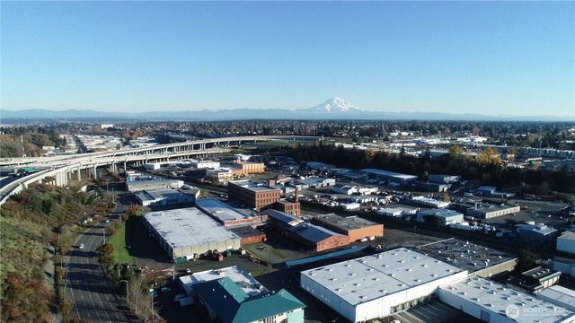 3001 Center Street, Tacoma, WA 98409