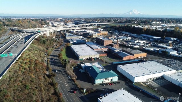 3001 Center Street, Tacoma, WA 98409