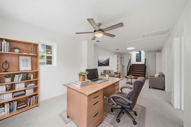710 W 10th Street, Houston, TX 77008
