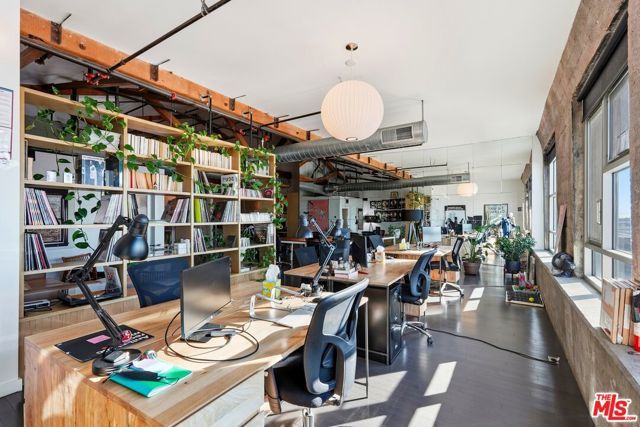 530 S Hewitt Street 533, Los Angeles, CA 90013