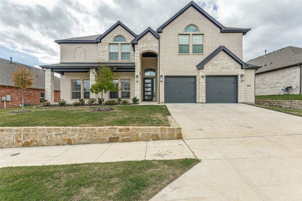5213 Deep Creek Drive, Fort Worth, TX 76179 — exterior