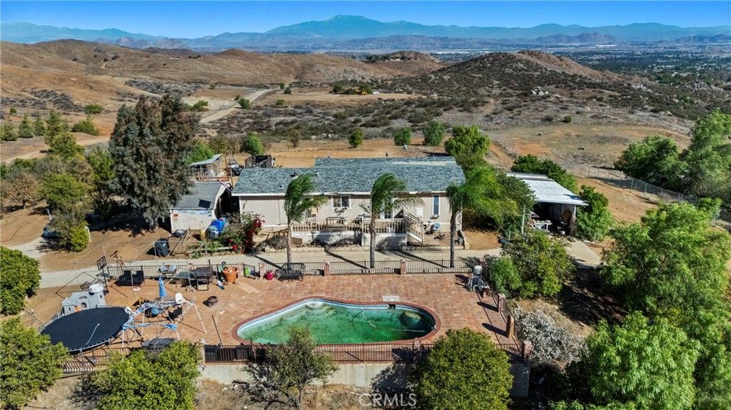 19541 Blue Sky, Perris, CA 92570 — exterior