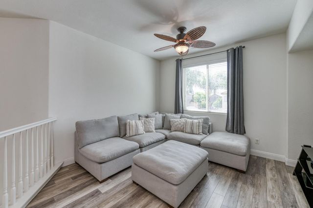 6977 E Michigan Avenue, Fresno, CA 93727