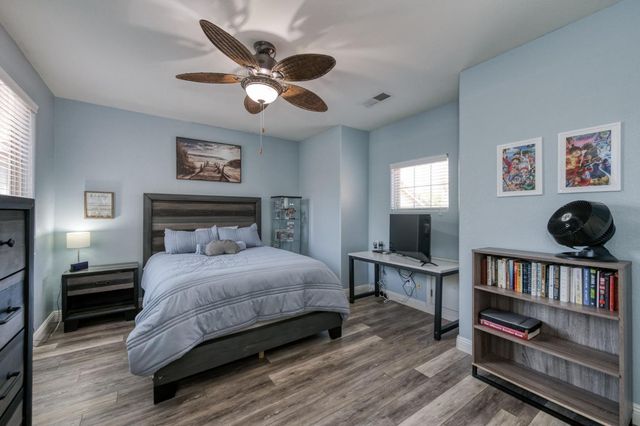 6977 E Michigan Avenue, Fresno, CA 93727