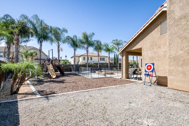 6977 E Michigan Avenue, Fresno, CA 93727