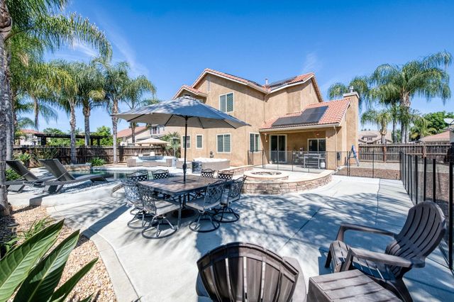 6977 E Michigan Avenue, Fresno, CA 93727