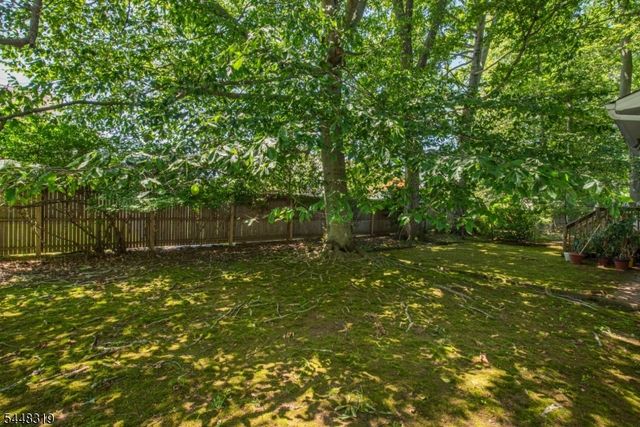109 Leamoor Dr, Parsippany-troy Hills Twp., NJ 07054