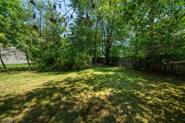 109 Leamoor Dr, Parsippany-troy Hills Twp., NJ 07054
