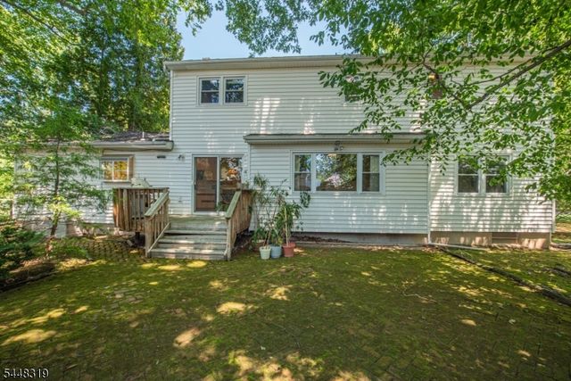 109 Leamoor Dr, Parsippany-troy Hills Twp., NJ 07054