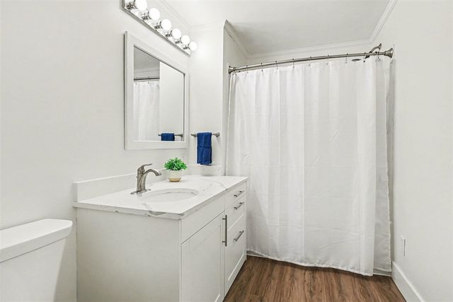 880 Paw Paw Drive, Holland, MI 49423