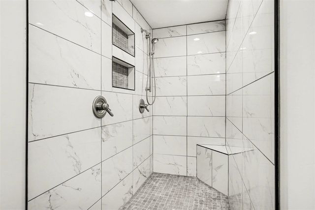 880 Paw Paw Drive, Holland, MI 49423