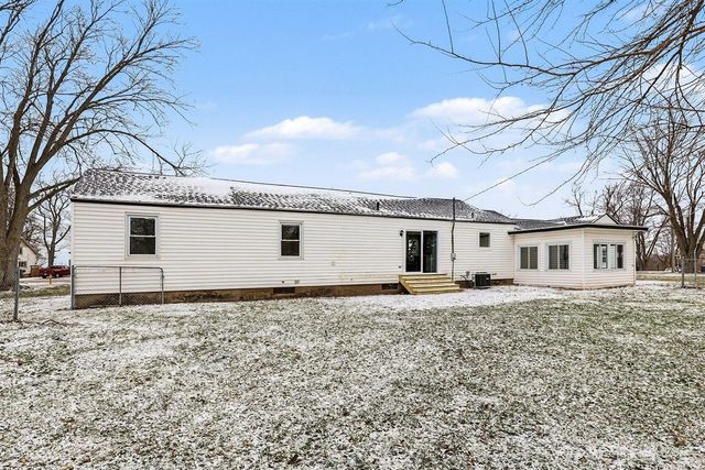 880 Paw Paw Drive, Holland, MI 49423