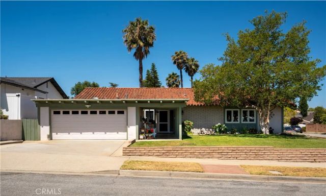 33 N Madrid, Newbury Park, CA 91320