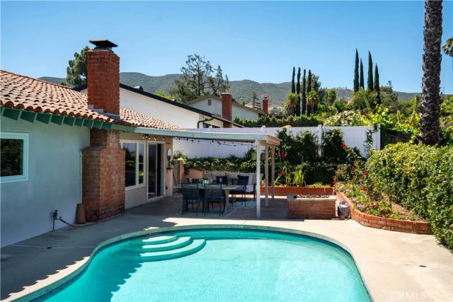 33 N Madrid, Newbury Park, CA 91320
