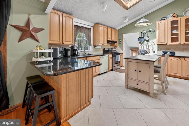 2803 WATERFORD DR, Cinnaminson, NJ 08077