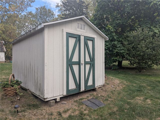 162 North Street, Ridgeway, NY 14103