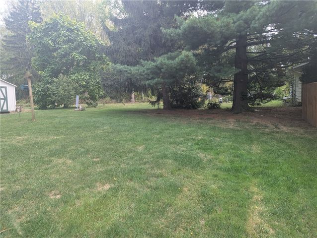 162 North Street, Ridgeway, NY 14103