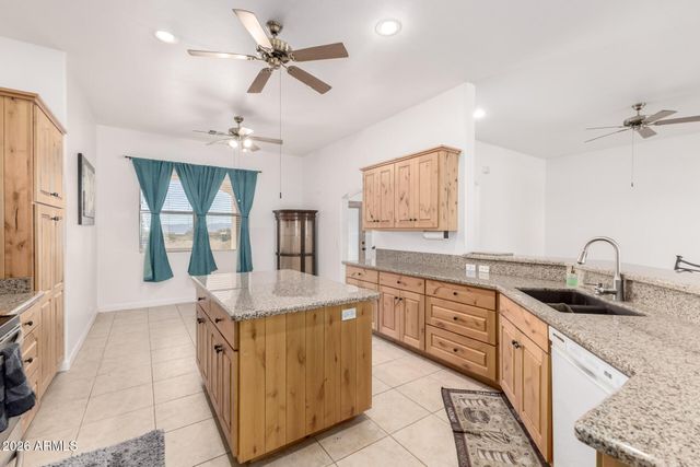 21404 W CARAVAGGIO Lane, Wittmann, AZ 85361