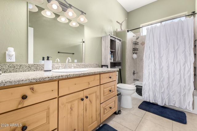 21404 W CARAVAGGIO Lane, Wittmann, AZ 85361