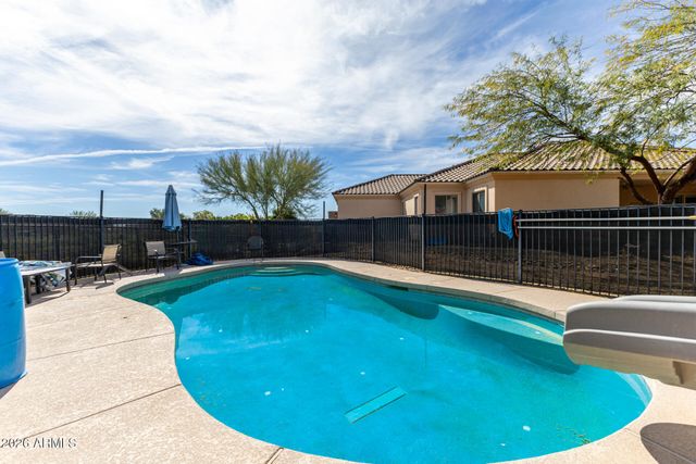 21404 W CARAVAGGIO Lane, Wittmann, AZ 85361
