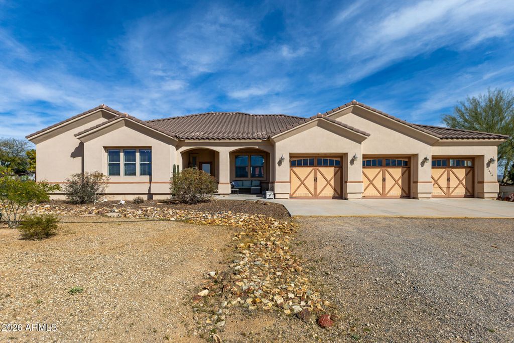 21404 W CARAVAGGIO Lane, Wittmann, AZ 85361 — photo 2