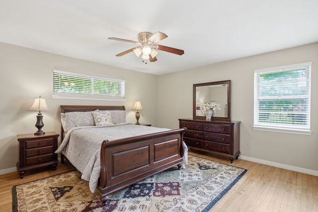 5808 Sunnywood Drive, Dallas, TX 75228