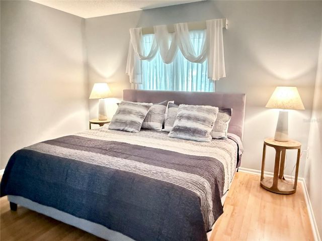 709 HICKORY LANE, Bradenton, FL 34208