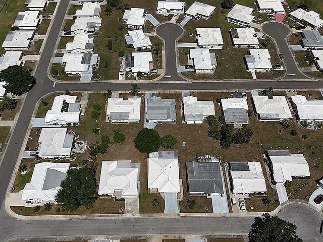 709 HICKORY LANE, Bradenton, FL 34208