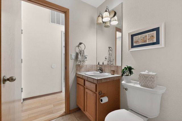 6232 Silverlace Trail NE, Albuquerque, NM 87111