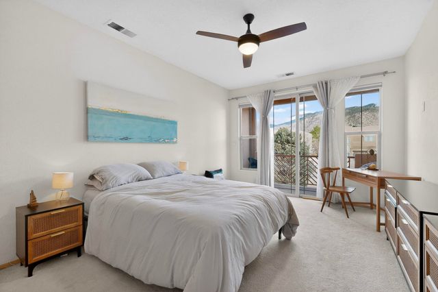 6232 Silverlace Trail NE, Albuquerque, NM 87111