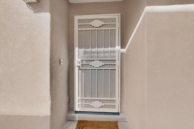 6232 Silverlace Trail NE, Albuquerque, NM 87111