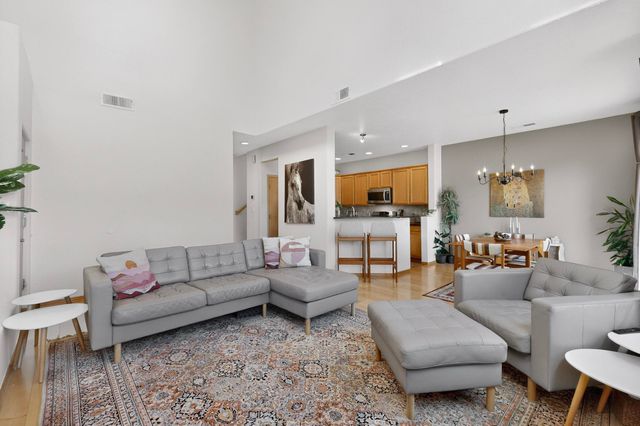 6232 Silverlace Trail NE, Albuquerque, NM 87111