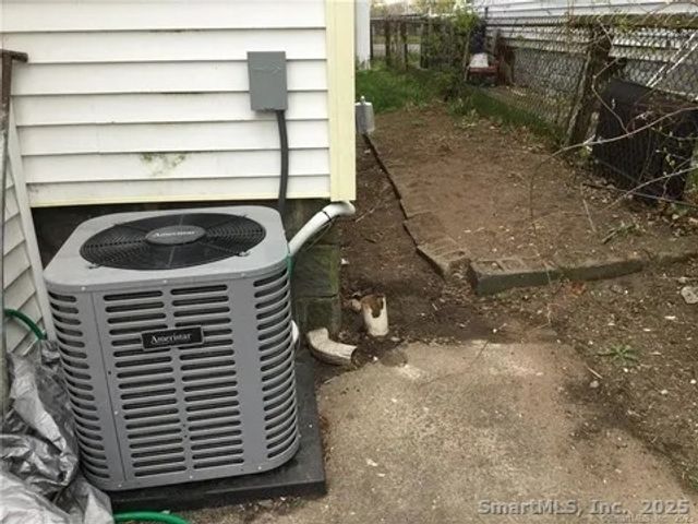 368 Lenox Avenue, Bridgeport, CT 06605