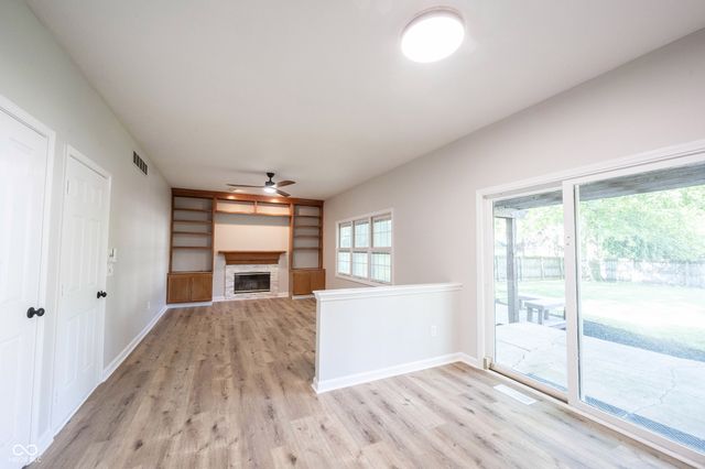 5228 Deer Creek Drive, Indianapolis, IN 46254