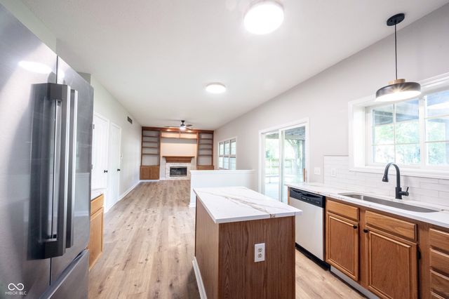 5228 Deer Creek Drive, Indianapolis, IN 46254