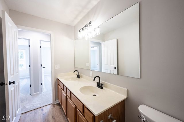 5228 Deer Creek Drive, Indianapolis, IN 46254