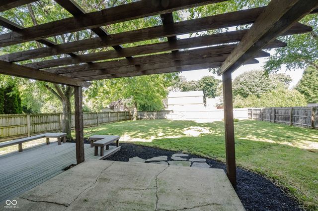 5228 Deer Creek Drive, Indianapolis, IN 46254