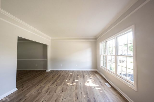 5228 Deer Creek Drive, Indianapolis, IN 46254