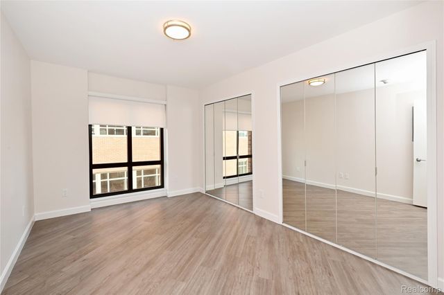 211 E Merrill Street 405, Birmingham, MI 48009