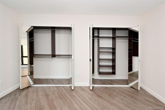 211 E Merrill Street 405, Birmingham, MI 48009