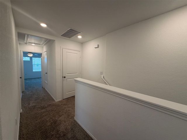 7316 Sparkling Light DR B, Del Valle, TX 78617