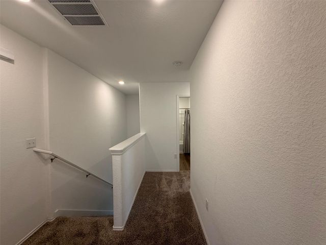 7316 Sparkling Light DR B, Del Valle, TX 78617