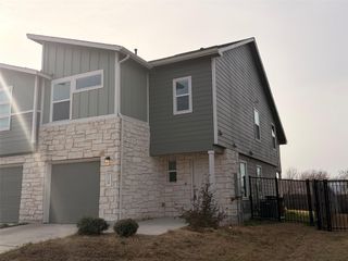 7316 Sparkling Light DR B, Del Valle, TX 78617