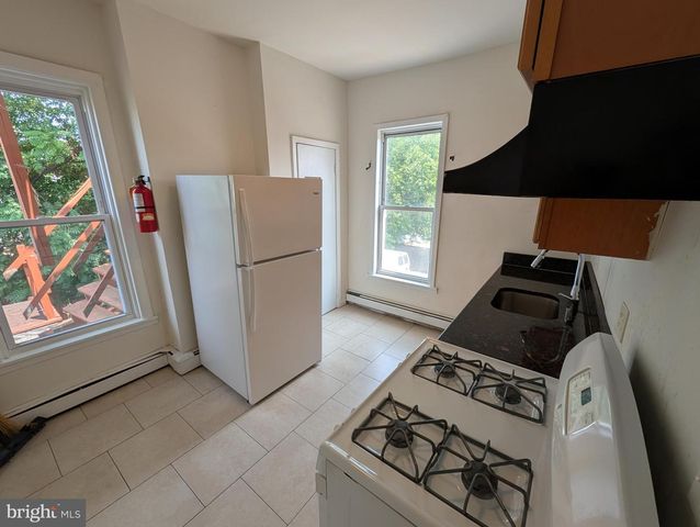 188 W INGHAM, Trenton, NJ 08638